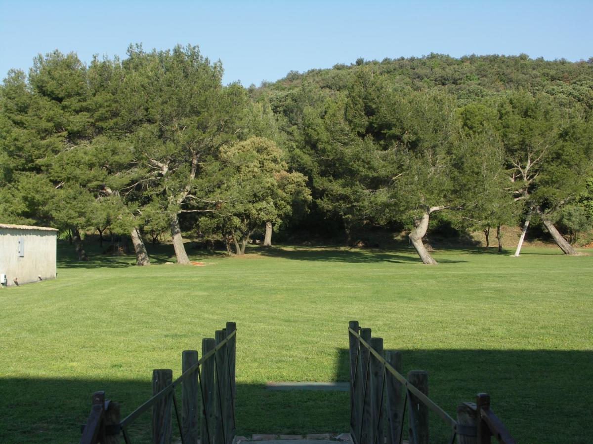 Domaine Saint Martin Otel Valliguieres Dış mekan fotoğraf