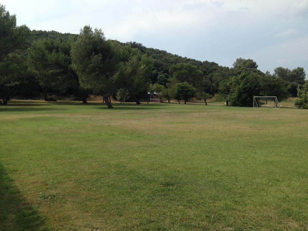 Domaine Saint Martin Otel Valliguieres Dış mekan fotoğraf