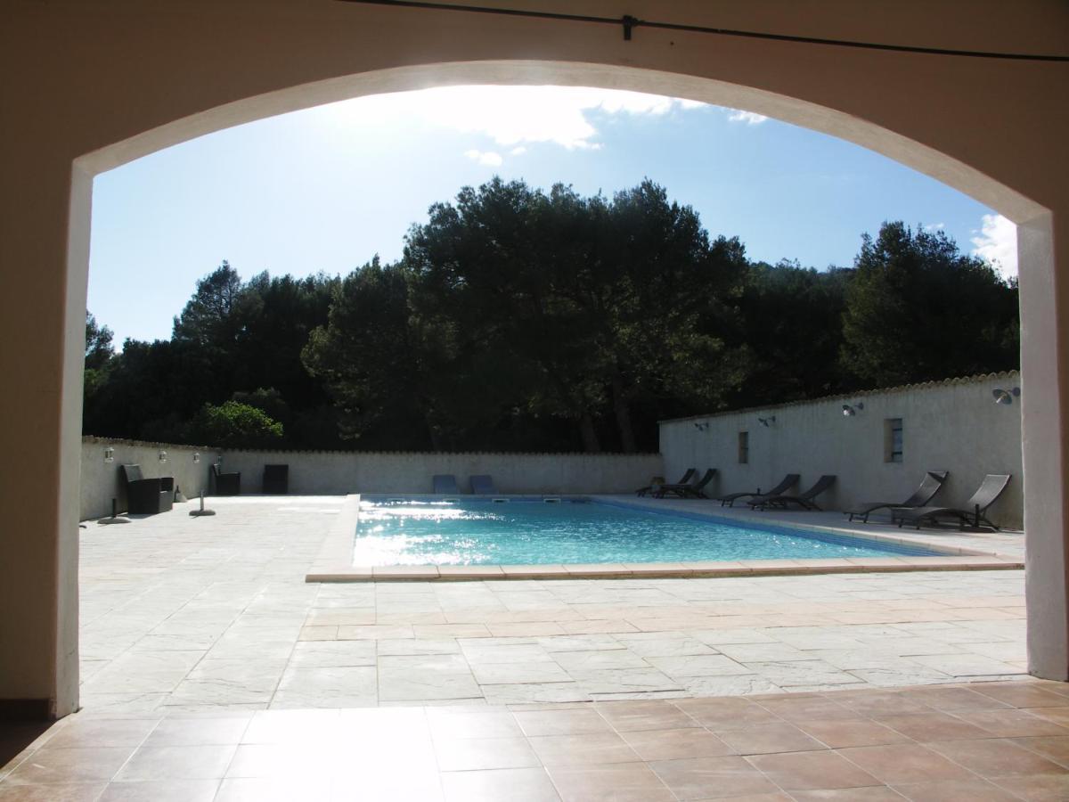 Domaine Saint Martin Otel Valliguieres Dış mekan fotoğraf